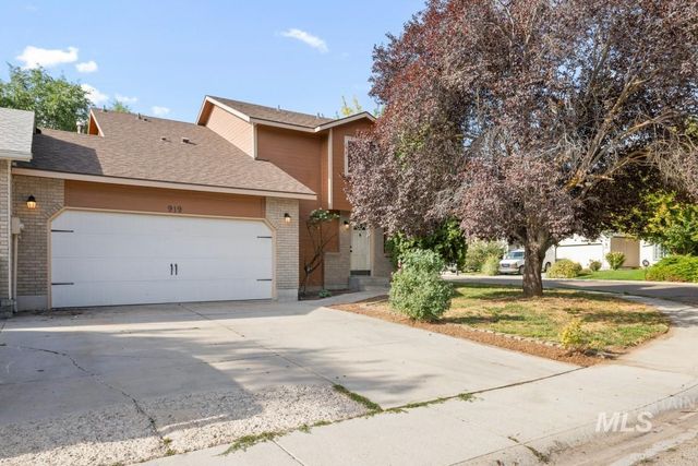 919 Cove Arm Circle, Nampa, ID 83651