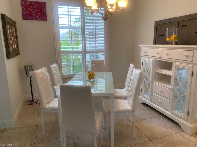1499 Vintage Ln, Naples, FL 34104
