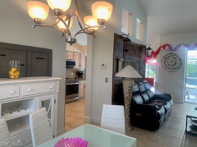 1499 Vintage Ln, Naples, FL 34104