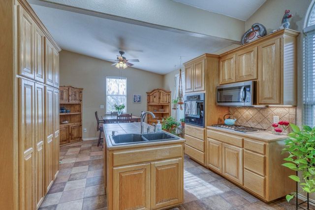 2901 Fm 1980, Marble Falls, TX 78654