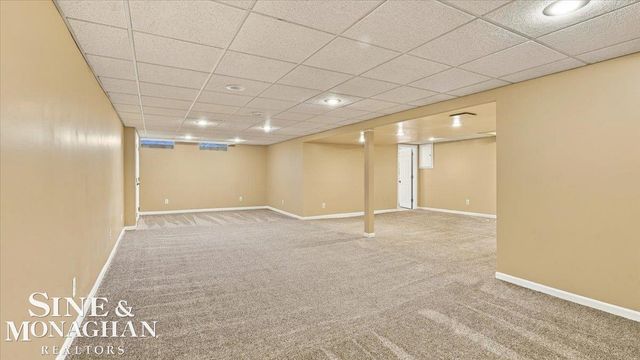 21213 Parkway Street, St Clair Shores, MI 48082