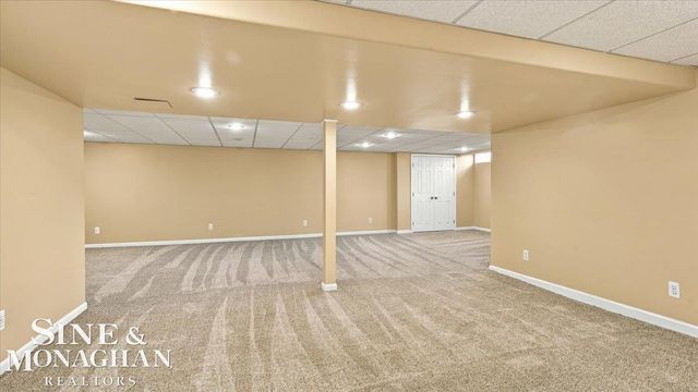 21213 Parkway Street, St Clair Shores, MI 48082