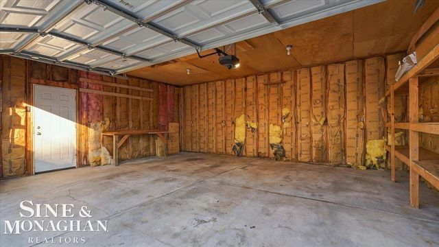 21213 Parkway Street, St Clair Shores, MI 48082