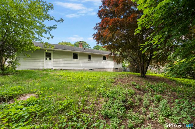 225 Courtland Avenue, Waterbury, CT 06705
