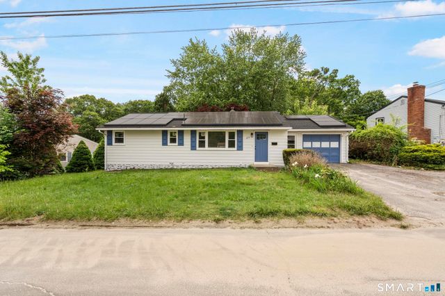 225 Courtland Avenue, Waterbury, CT 06705