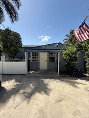 1812 Coolidge St 1, Hollywood, FL 33020