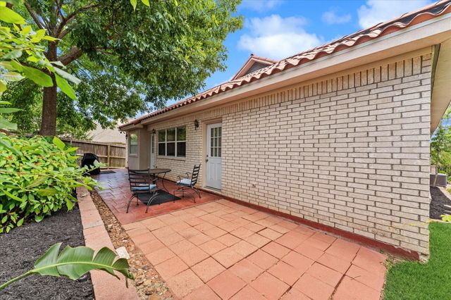 3833 Windswept Drive, Montgomery, TX 77356