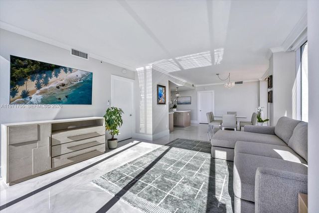 3400 SW 27th Ave 1601, Miami, FL 33133