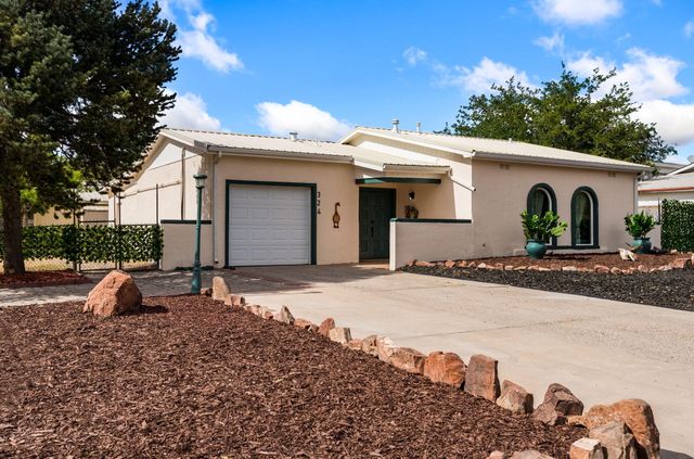 324 Clara Lane, Rio Communities, NM 87002
