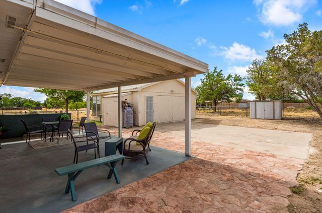 324 Clara Lane, Rio Communities, NM 87002