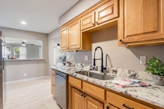 324 Clara Lane, Rio Communities, NM 87002