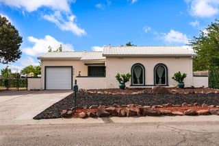 324 Clara Lane, Rio Communities, NM 87002