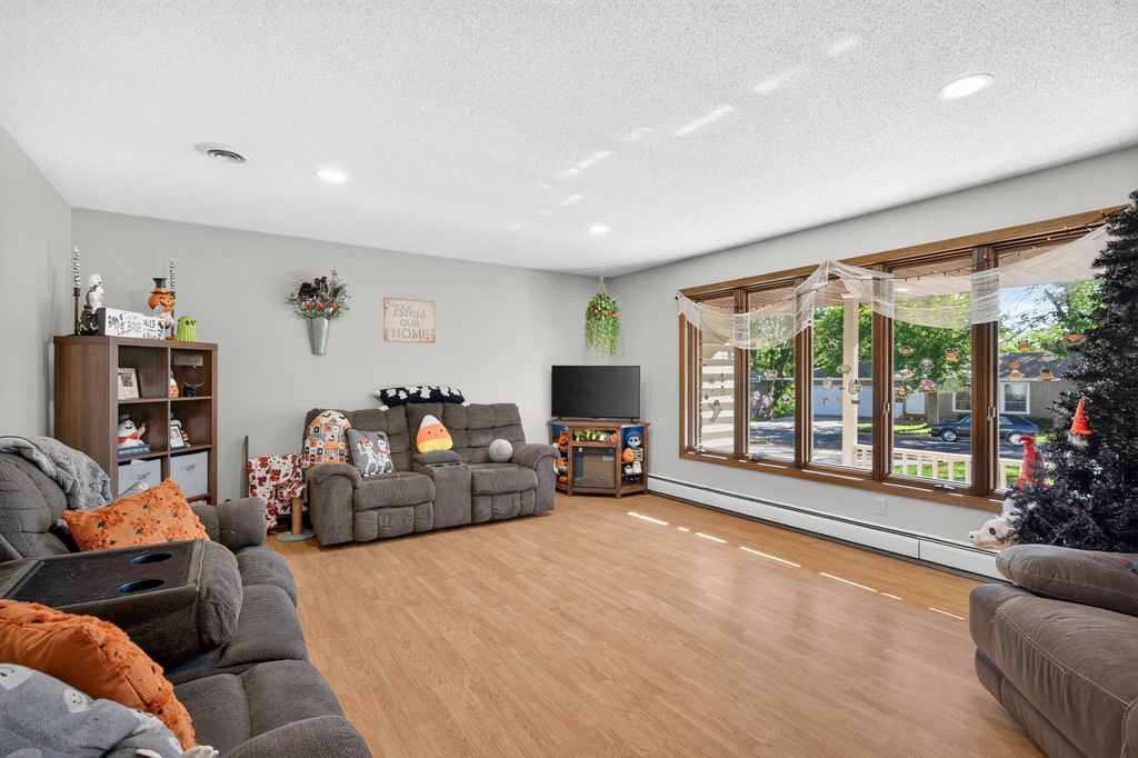 401 Shady Lane, Norwood Young America, MN 55397 — photo 2