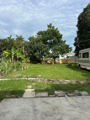 2202 NE 3rd Street, Boynton Beach, FL 33435