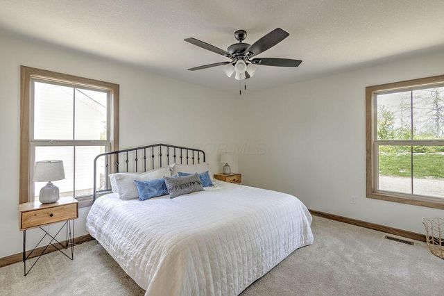 556 Cannondale Avenue, Johnstown, OH 43031