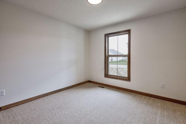 556 Cannondale Avenue, Johnstown, OH 43031