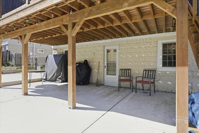 36 Woodlawn Avenue, Fort Mitchell, KY 41017