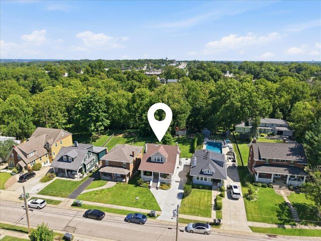 36 Woodlawn Avenue, Fort Mitchell, KY 41017