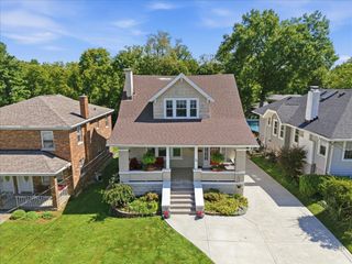 36 Woodlawn Avenue, Fort Mitchell, KY 41017