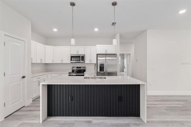 411 MARION OAKS GOLF ROAD, Ocala, FL 34473