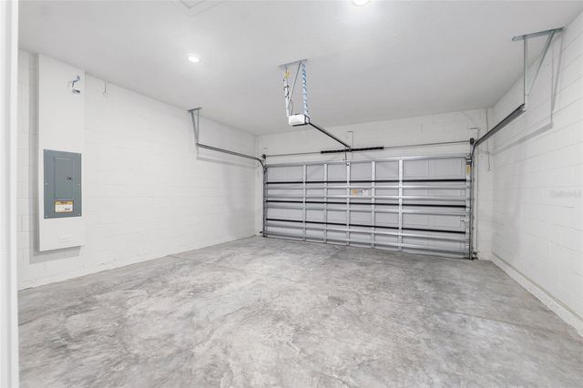 411 MARION OAKS GOLF ROAD, Ocala, FL 34473