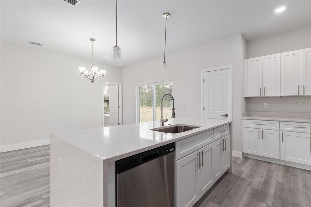Image 18 of property listing at 411 MARION OAKS GOLF ROAD, Ocala, FL 34473