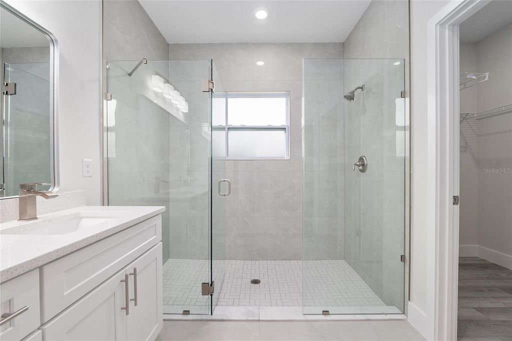 Image 25 of property listing at 411 MARION OAKS GOLF ROAD, Ocala, FL 34473