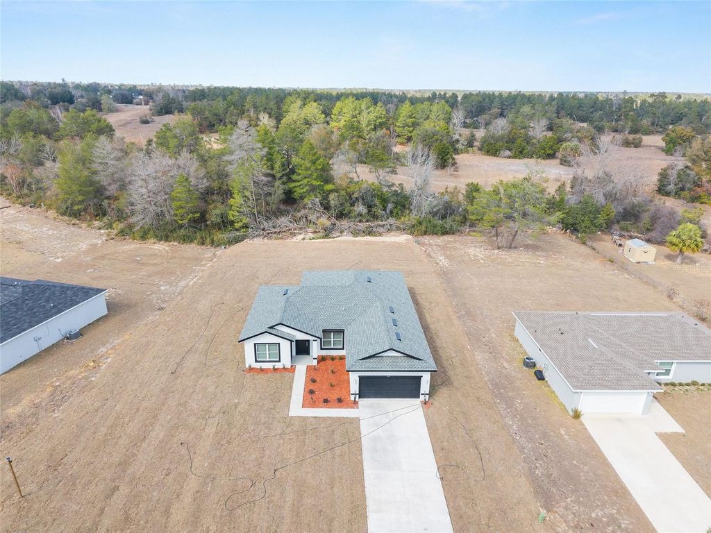 Image 59 of property listing at 411 MARION OAKS GOLF ROAD, Ocala, FL 34473