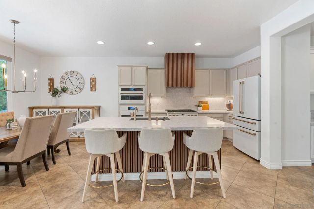 30856 E Green, Murrieta, CA 92563