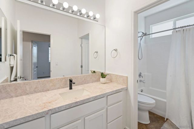 30856 E Green, Murrieta, CA 92563