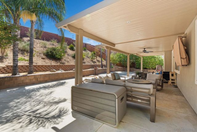 30856 E Green, Murrieta, CA 92563