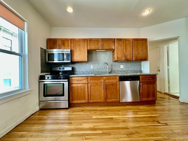 2 Torpie St 2, Boston, MA 02120