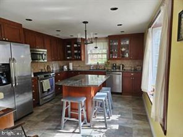 1453 WASHINGTON LN, Jenkintown, PA 19046