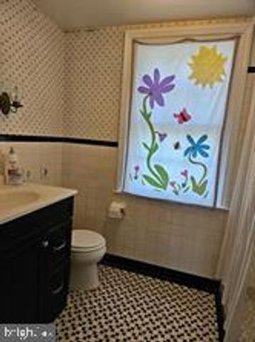 1453 WASHINGTON LN, Jenkintown, PA 19046