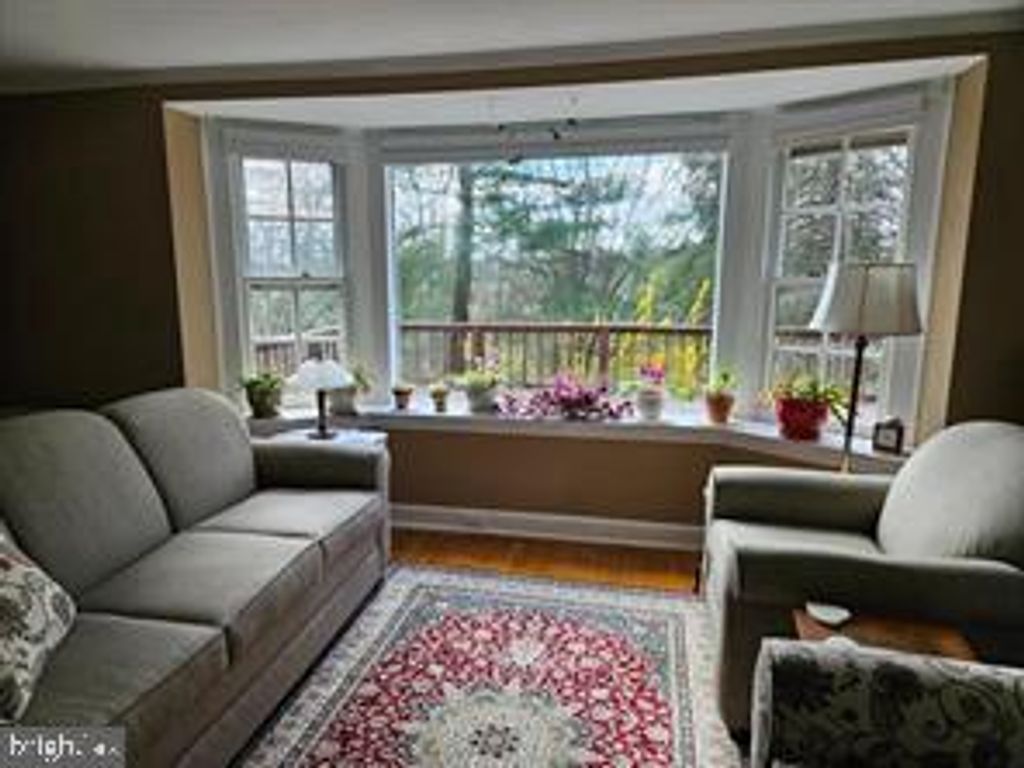 1453 WASHINGTON LN, Jenkintown, PA 19046
