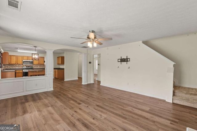 2137 Black Oak Lane, Ellenwood, GA 30294