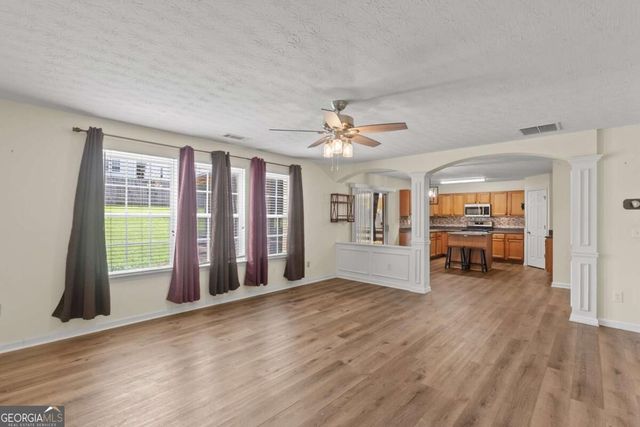 2137 Black Oak Lane, Ellenwood, GA 30294