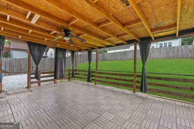 2137 Black Oak Lane, Ellenwood, GA 30294