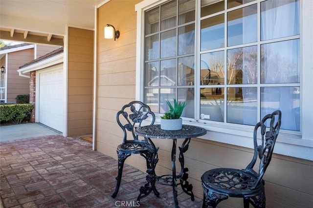 25809 Espinoza, Valencia, CA 91355