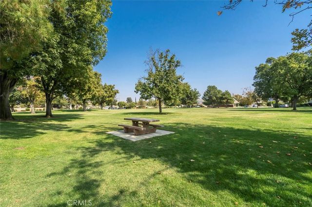 25809 Espinoza, Valencia, CA 91355