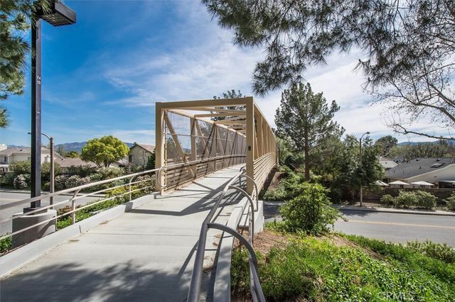 25809 Espinoza, Valencia, CA 91355