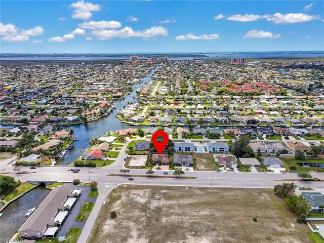 1406 Cape Coral PKWY W, Cape Coral, FL 33914