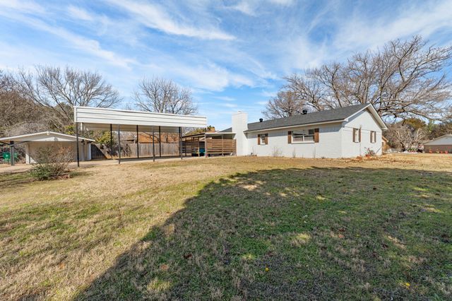 807 Spanish Trail Drive, Granbury, TX 76048