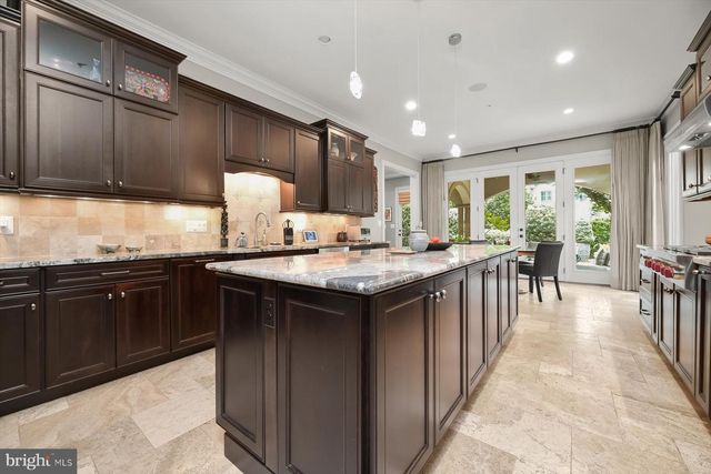 6410 LANDON LN, Bethesda, MD 20817