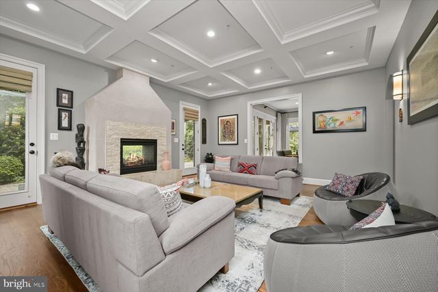 6410 LANDON LN, Bethesda, MD 20817