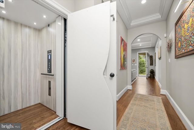 6410 LANDON LN, Bethesda, MD 20817