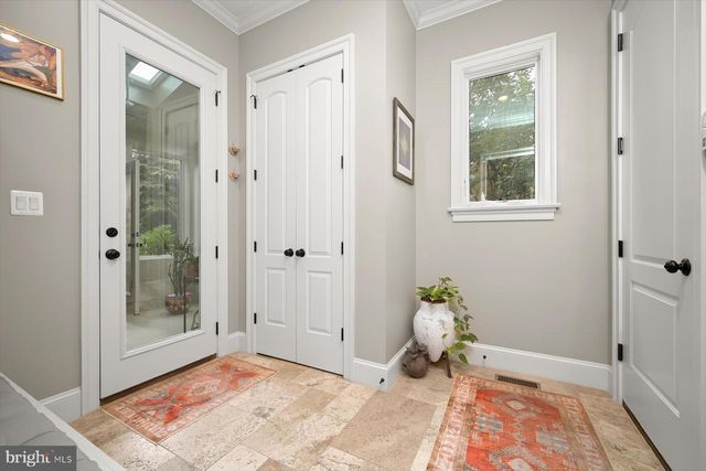 6410 LANDON LN, Bethesda, MD 20817
