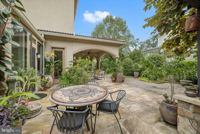 6410 LANDON LN, Bethesda, MD 20817
