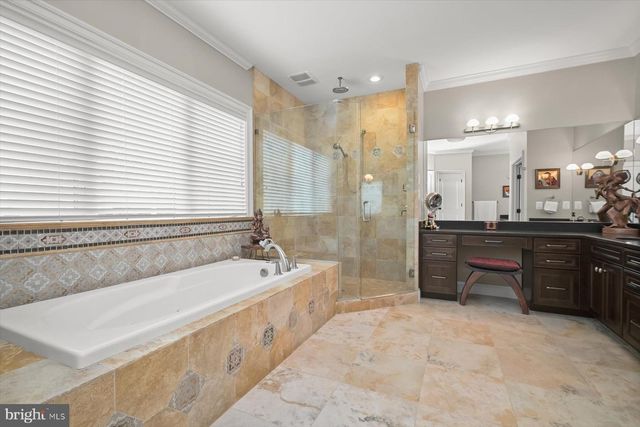 6410 LANDON LN, Bethesda, MD 20817