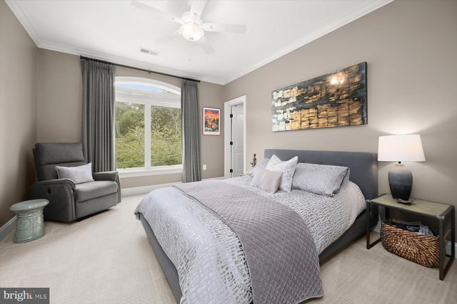 6410 LANDON LN, Bethesda, MD 20817